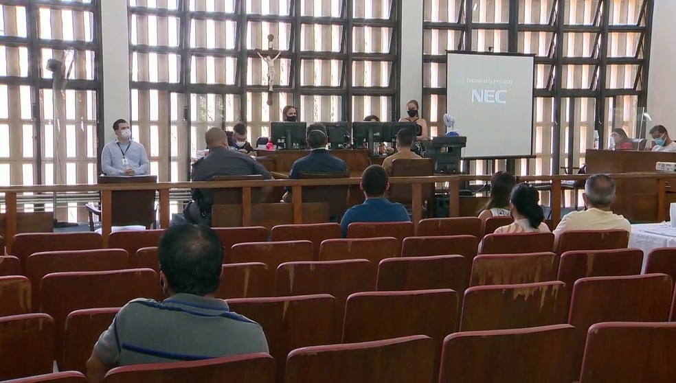 Júri popular foi realizado nesta quarta-feira (7), em Adamantina — Foto: TV Fronteira/Reprodução