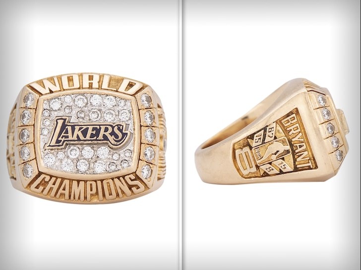 O anel do primeiro título de Kobe Bryant na NBA, leiloado por 1,13 milhão de reais (Foto: Divulgação)