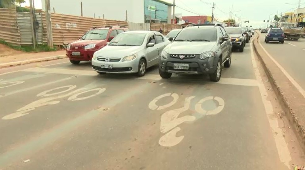 'Bolsões' para motociclistas tem o objetivo de tentar evitar acidentes no trânsito (Foto: Reprodução/Rede Amazônica Acre)