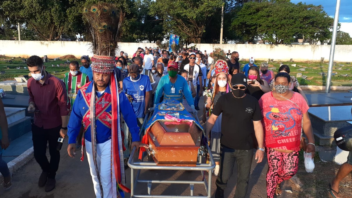 Mestre Zanza é sepultado em Montes Claros
