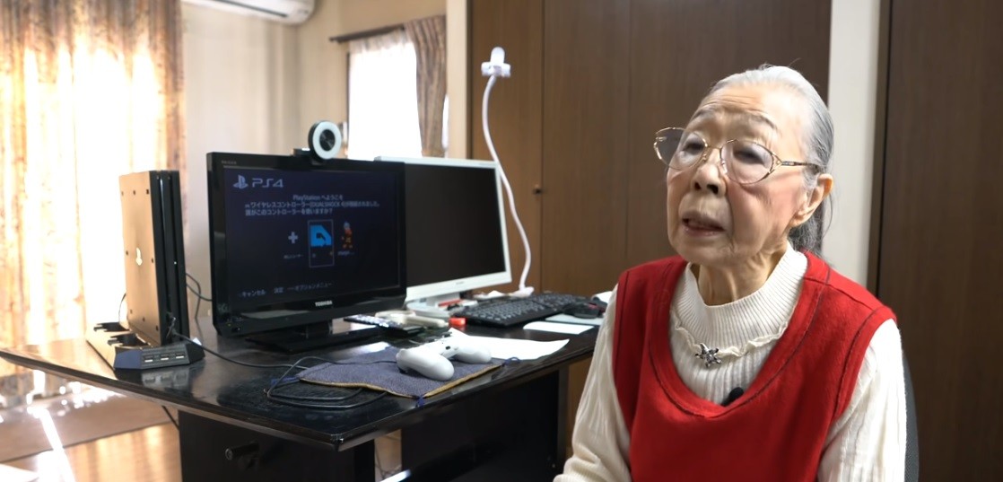 Gamer de 90 anos faz sucesso na web e é  reconhecida como YouTuber mais antiga do mundo (Foto: reprodução/youtube)