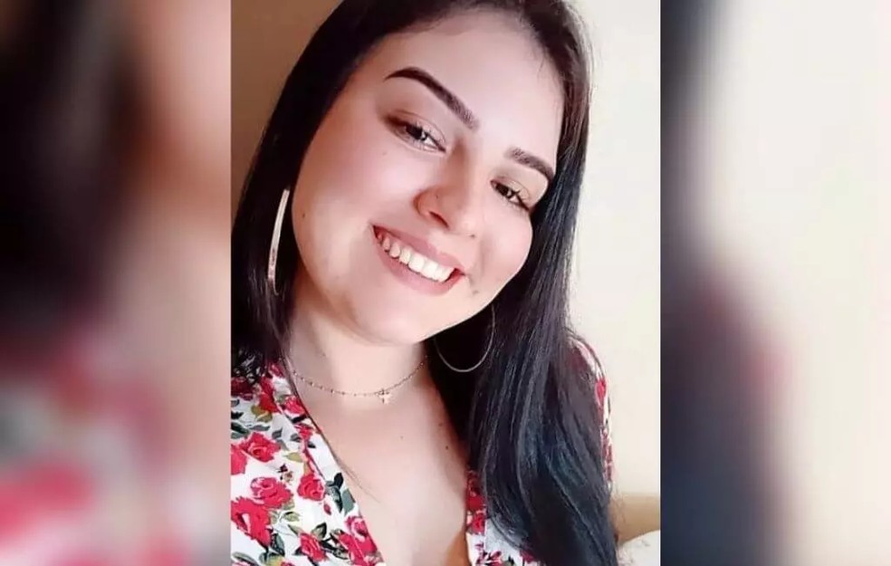 
MULHER MORRE POR DENGUE APÓS PROCURA REDE PÚBLICA POR 4 VEZES ,DIZ FAMÍLIA
