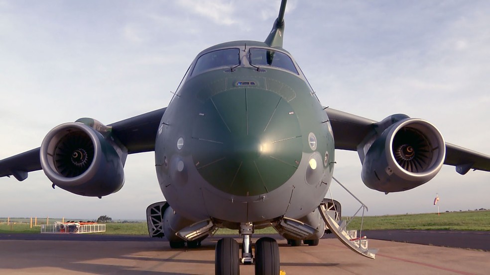 KC 390, a maior aeronave desenvolvida e fabricada no Brasil (Foto: Reprodução/EPTV)