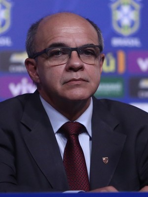 Crise no futebol mina a base de apoio de Bandeira de Mello no Flamengo