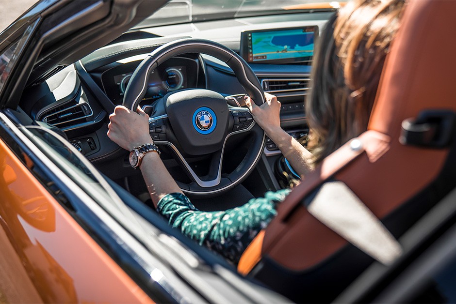 Teste Bmw I8 Roadster Torce Pescocos Como Um Showcar Mas Nao Espere Desempenho Arrebatador Assobrav