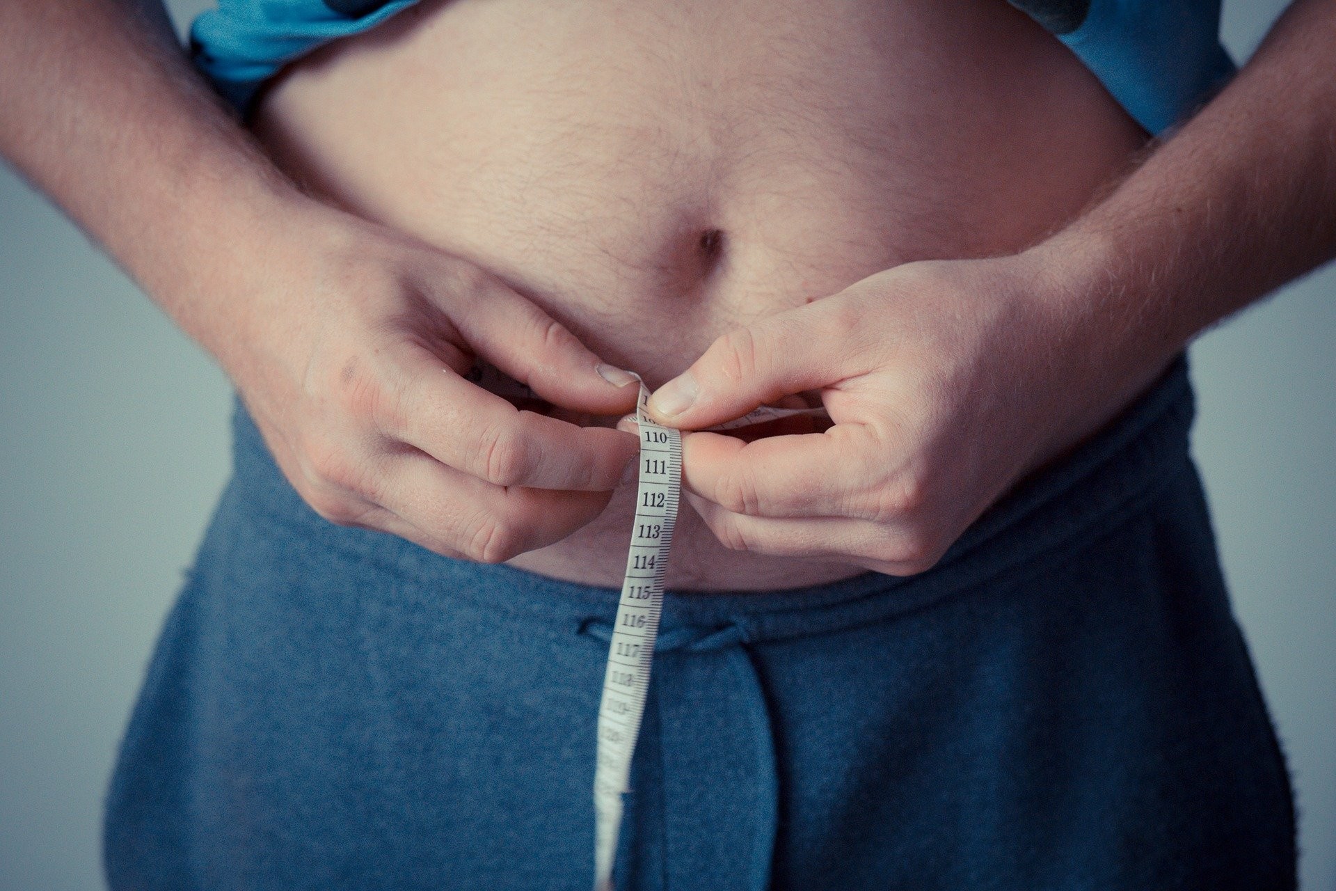 Cápsulas de microbiota fecal podem ajudar obesos a manter perda de peso (Foto: Michal Jarmoluk/Unsplash)