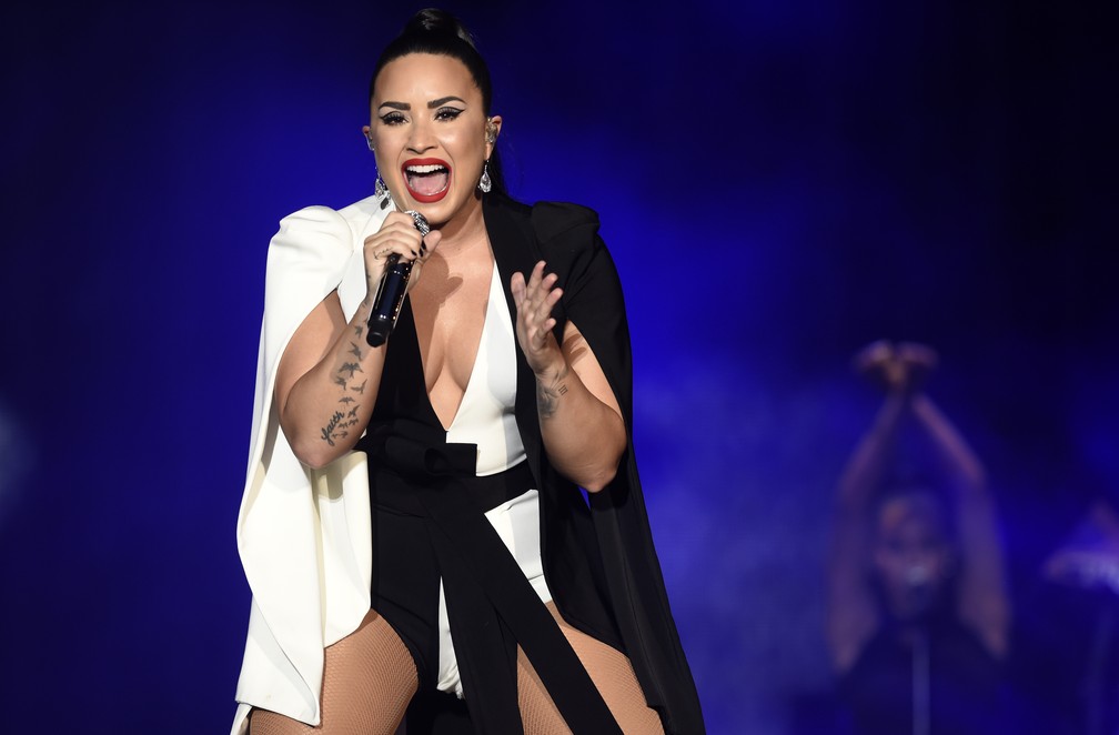 Demi Lovato se apresenta no Rock in rio Lisboa neste domingo (24) (Foto: MIGUEL RIOPA / AFP)