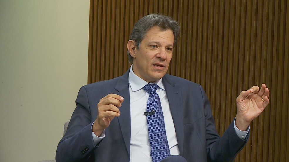 O ministro da Fazenda, Fernando Haddad, em entrevista ao Est�dio i, da GloboNews � Foto: Reprodu��o/GloboNews