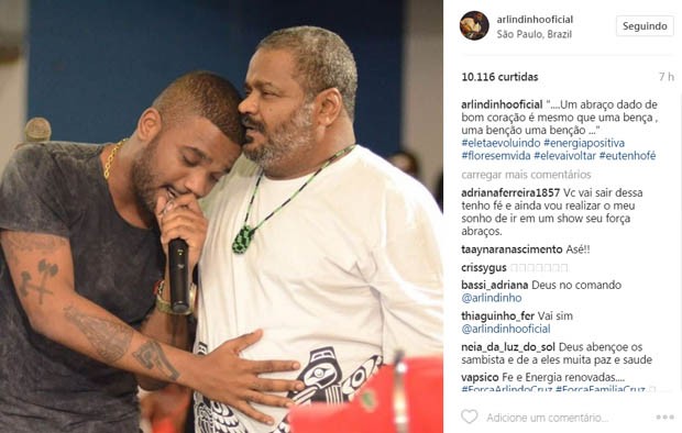 Filho De Arlindo Cruz Posta Foto Com O Pai E Diz: "Ele Tá Evoluindo ...