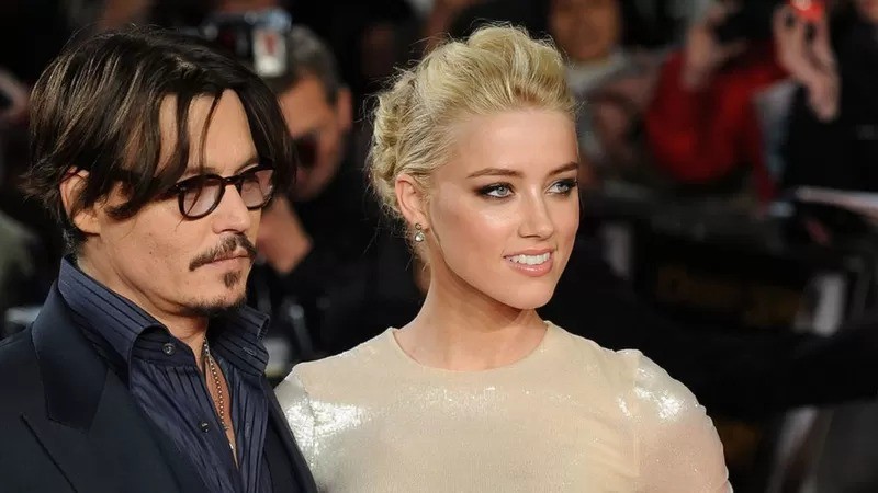 Johnny Depp e Amber Heard foram casados ​​por pouco mais de um ano (Foto: Getty Images via BBC News)