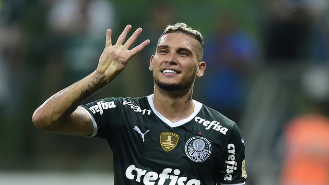 Quantos gols nesta noite, Navarro?