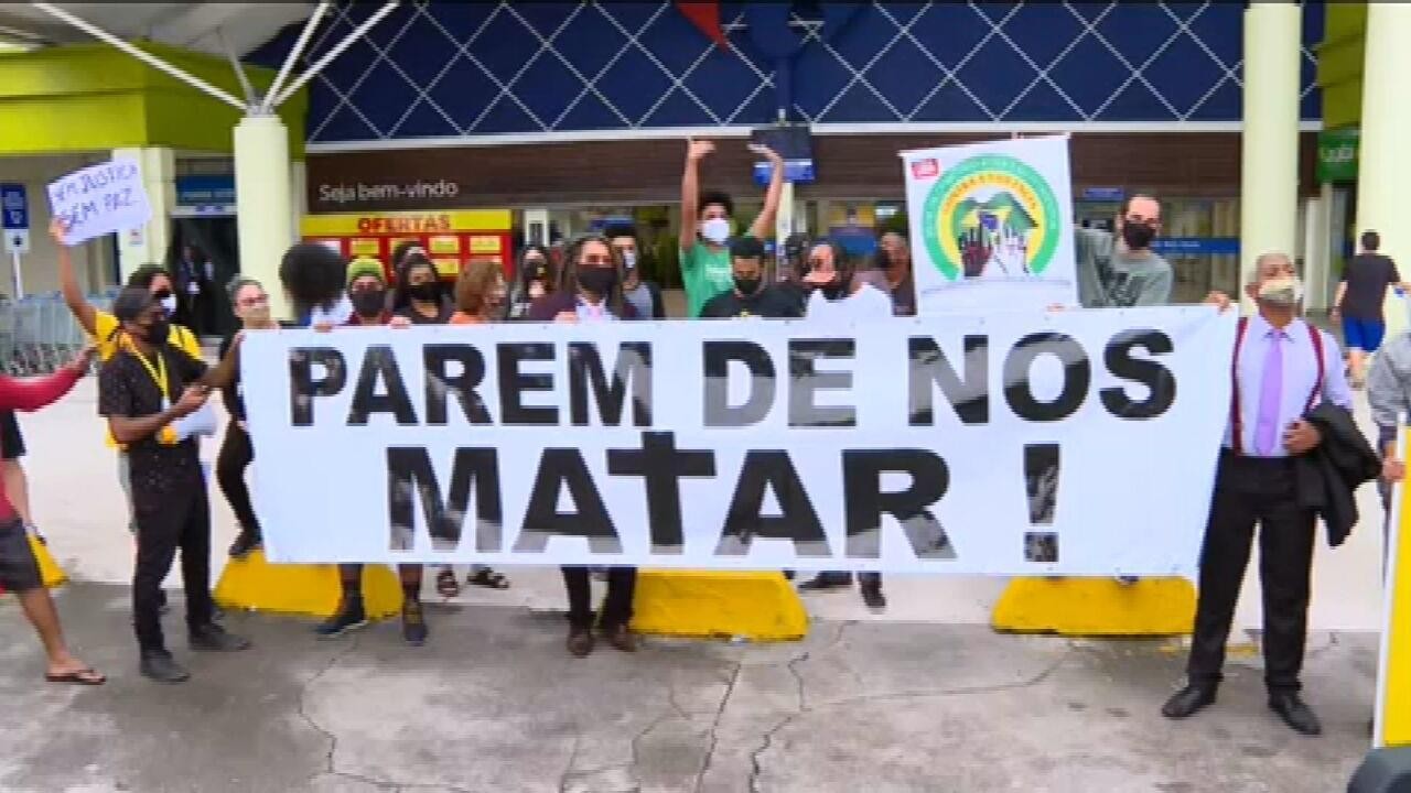 Morte brutal de João Alberto, negro espancado no RS, provoca protestos pelo Brasil