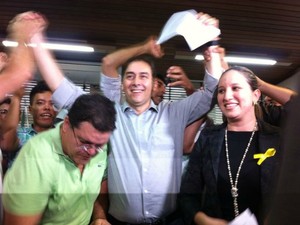 Prefeito Alcides Bernal reassume prefeitura de Campo Grande (Foto: Gabriela Pavão/ G1 MS)