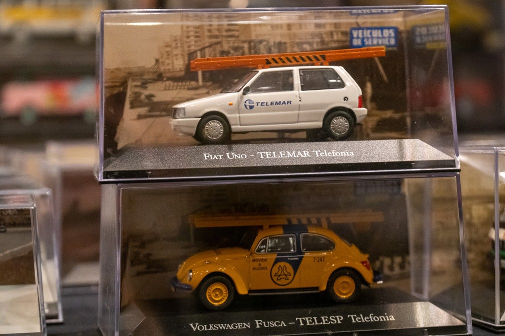 Fiat Uno com escada no teto é clássico do Salão Diecast — Foto: Eduardo Palácio/G1