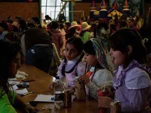 Caipiras e gaudérios dividem espaço nos festejos (Foto: Divulgação/PlayPress Assessoria)