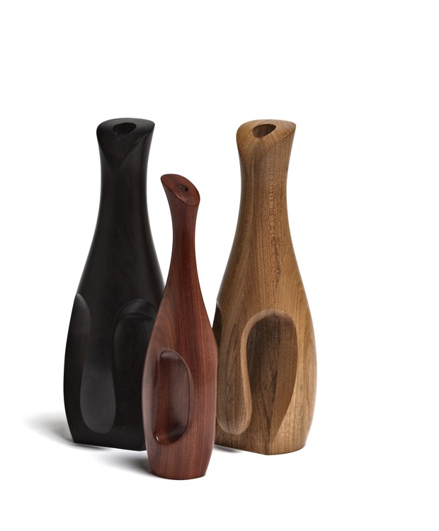 Artesanais e pensados através da sustentabilidade, os vasos são feitos de madeira macica e combinam com diferentes estilos de decoração (Foto: Divulgação)