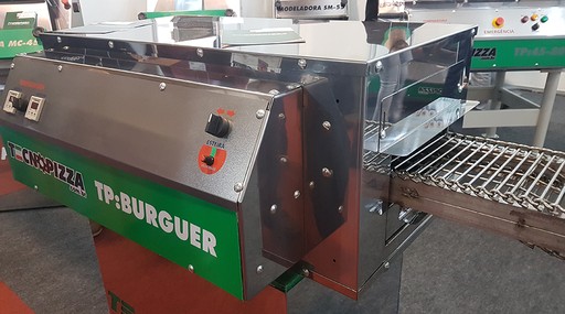 O lançamento da Tecnopizza é o forno de esteira TP Burguer. Nele é possível fazer aproximadamente 50 hambúrgueres por  hora. O equipamento custa R$ 7 mil