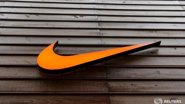Logo da Nike visto em loja em São Paulo (Foto: REUTERS/Paulo Whitaker)