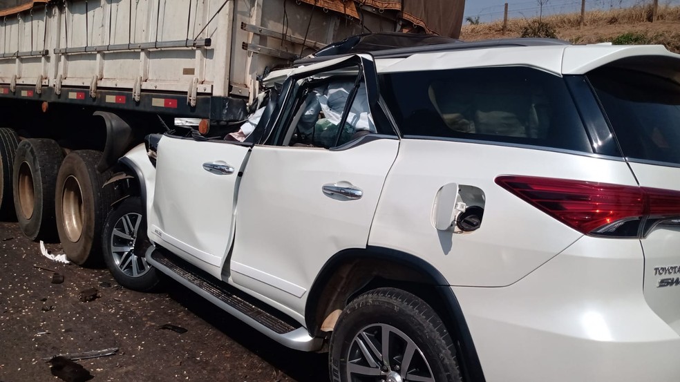 Motorista morre ao bater na traseira de carreta em rodovia de Itápolis  — Foto: Arquivo pessoal