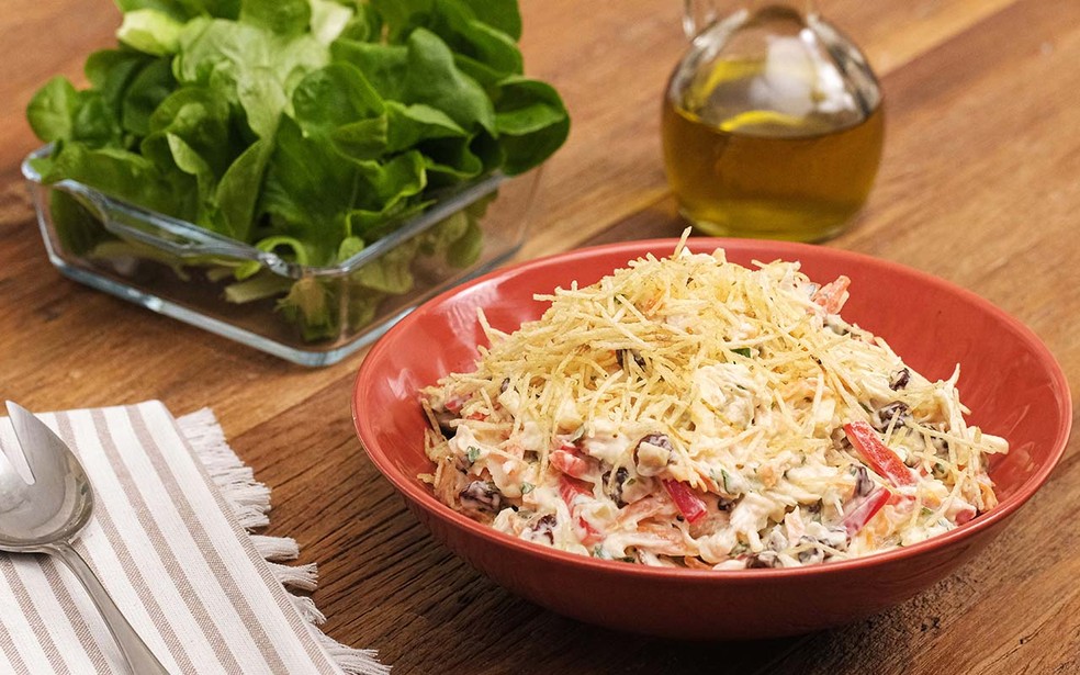 Salpicão de frango | Acompanhamentos | Receitas