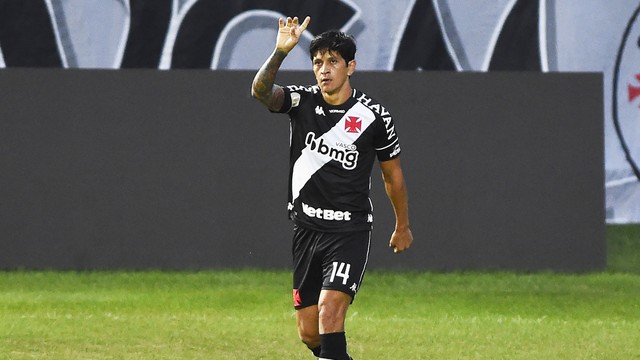 Cano marcou duas vezes contra o São Paulo