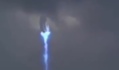Rastro de plasma alienígena no céu do Arizona?
