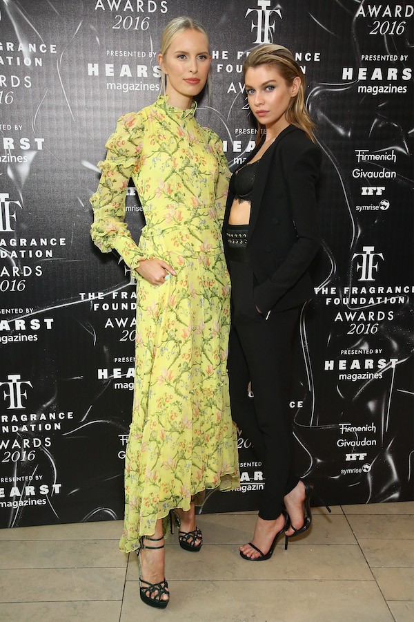As modelos Stella Maxwell e Karolina Kurkova (Foto: Getty Images)