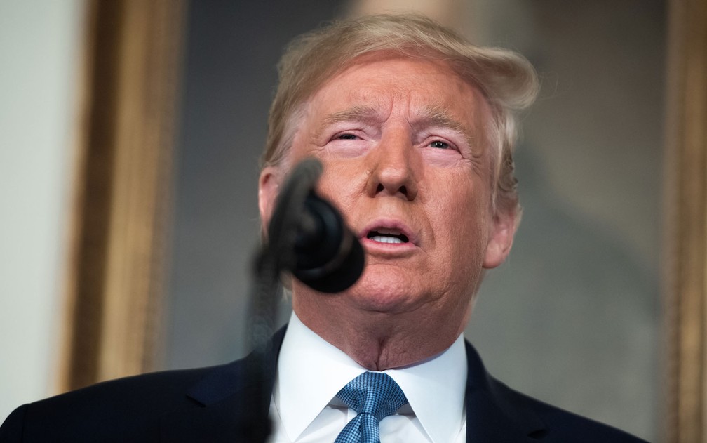 O presidente dos Estados Unidos, Donald Trump, fala na Casa Branca, em Washington, na segunda-feira (5) â€” Foto: Saul Loeb/AFP