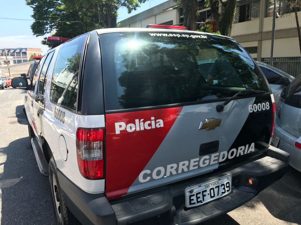 Policiais militares são presos em operação do MP em Taubaté (Foto: Wanderson Borges/ TV Vanguarda )