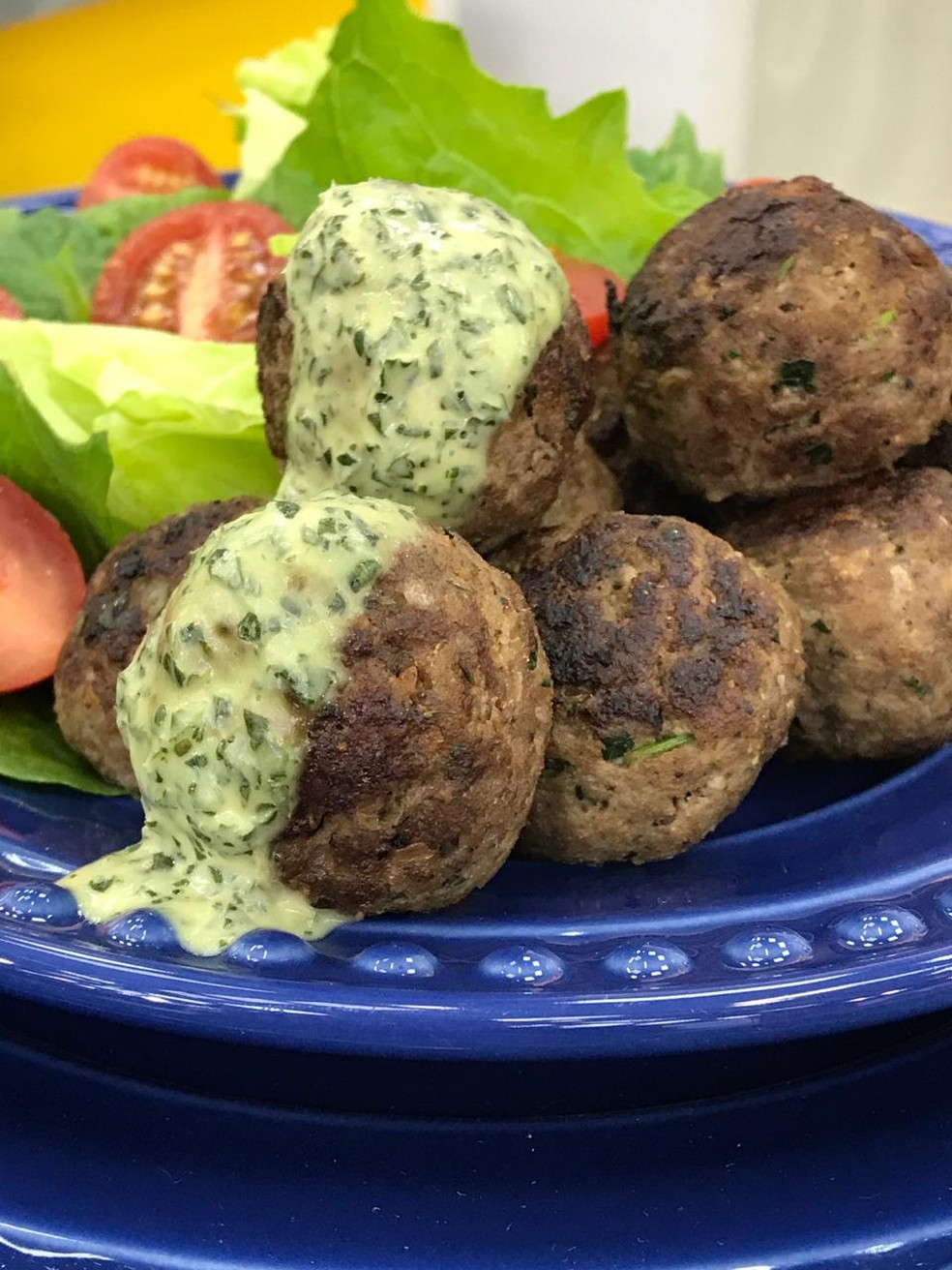 Almôndegas Com Iogurte