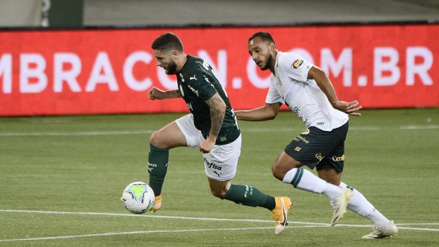 Zé Rafael em lance de Palmeiras x América-MG