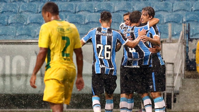 Grêmio vence Ypiranga na Arena em estreia sem sustos pelo Gauchão