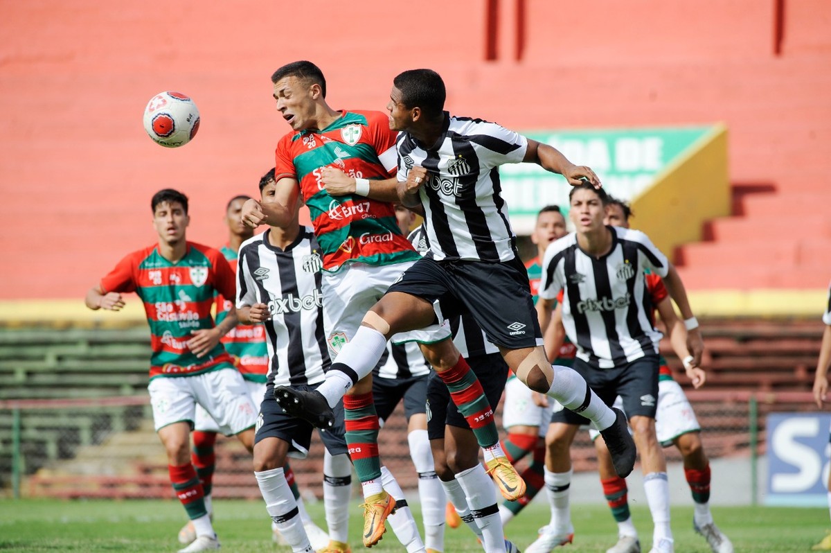 No Canindé, Santos empata sem gols com a Lusa na semifinal do Paulistão