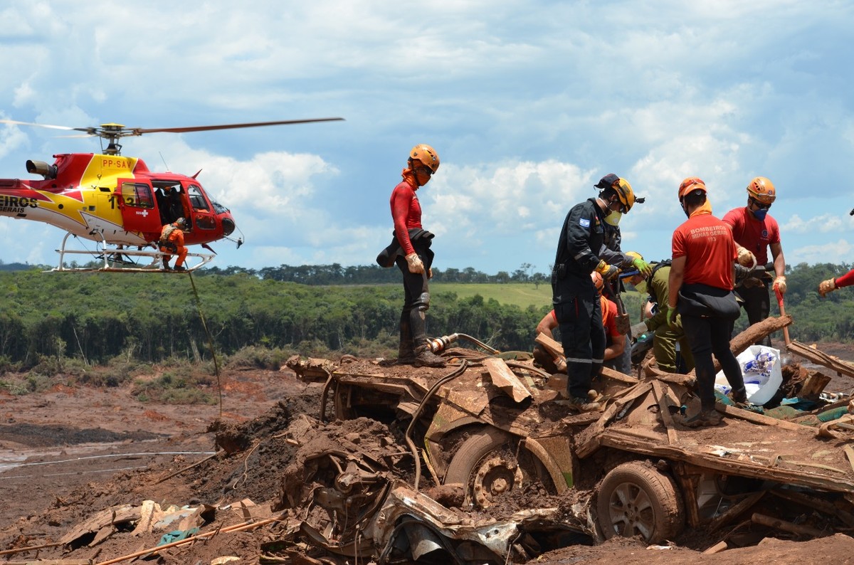Resultado de imagem para Sobe para 110 mortos, dos quais 71 foram identificados em Brumadinho