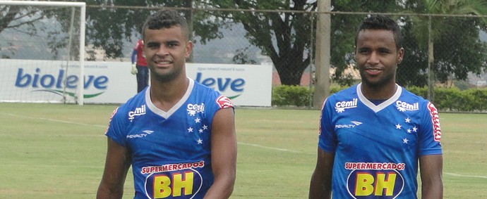Alisson e Élber pedem passagem,  e Cruzeiro muda contra o Botafogo