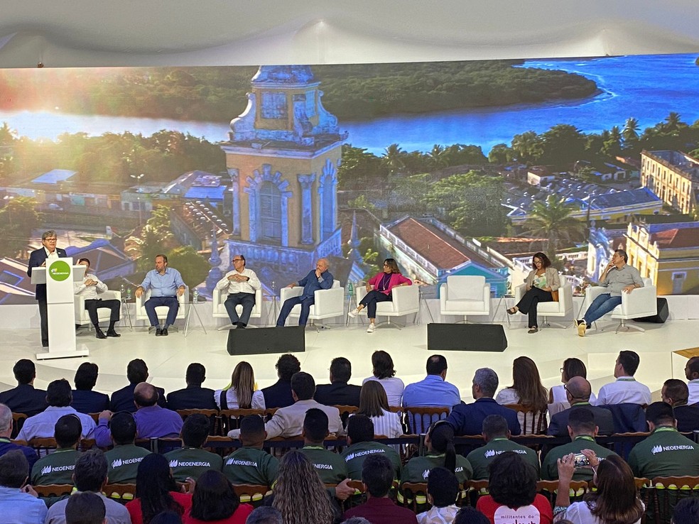 Lula participa de inauguração de parque de energias renováveis na Paraíba — Foto: Artur Lira/TV Paraíba