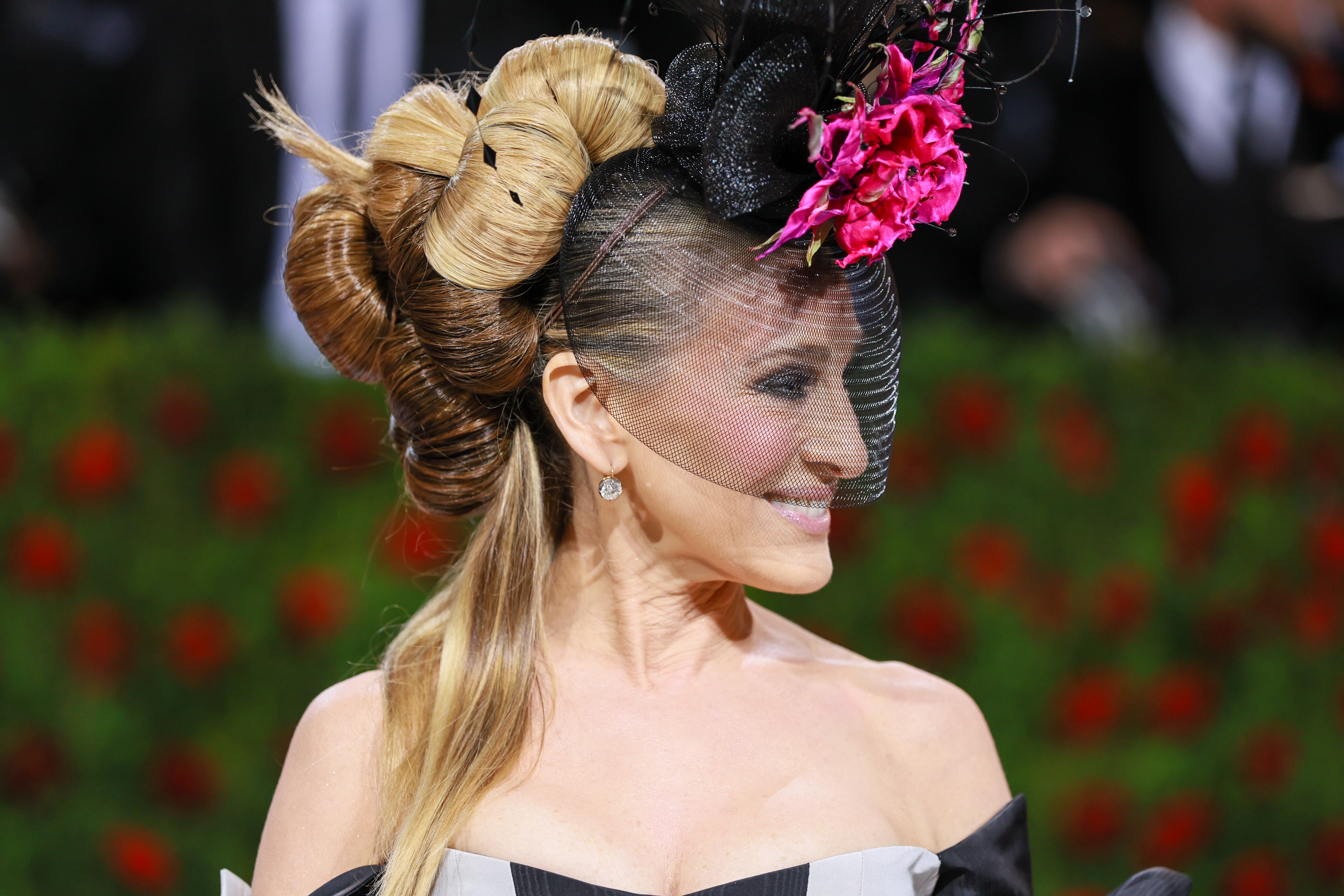 NEW YORK, NEW YORK - MAY 02: Sarah Jessica Parker attends The 2022 Met Gala Celebrating "In America: An Anthology of Fashion" at The Metropolitan Museum of Art on May 02, 2022 in New York City. (Photo by Theo Wargo/WireImage) (Foto: WireImage)