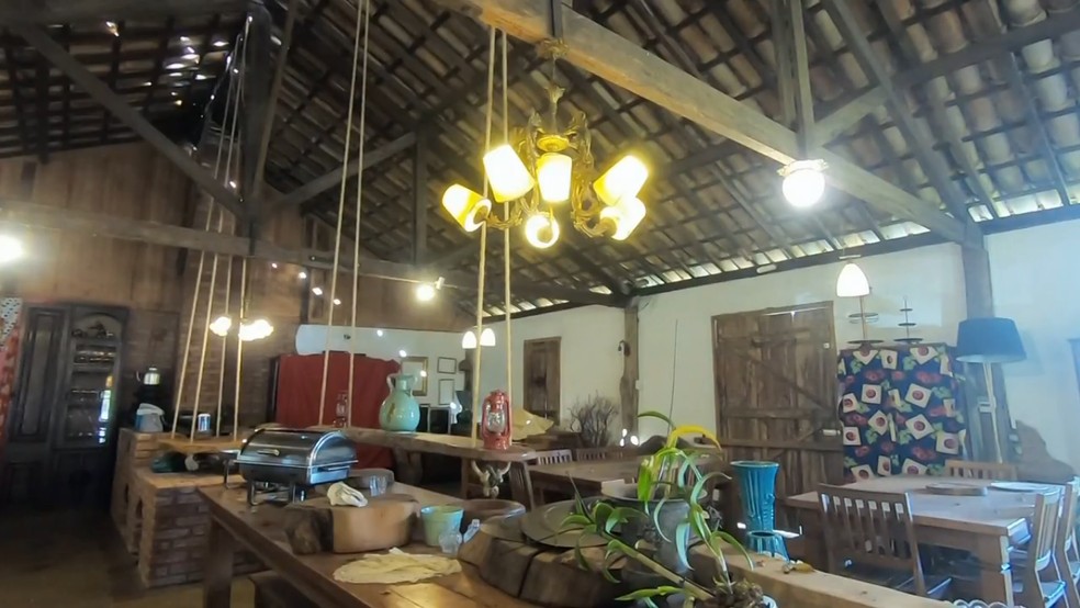 Caf&eacute;s rurais improvisam para sobreviver durante pandemia &mdash; Foto: Reprodu&ccedil;&atilde;o/TV TEM