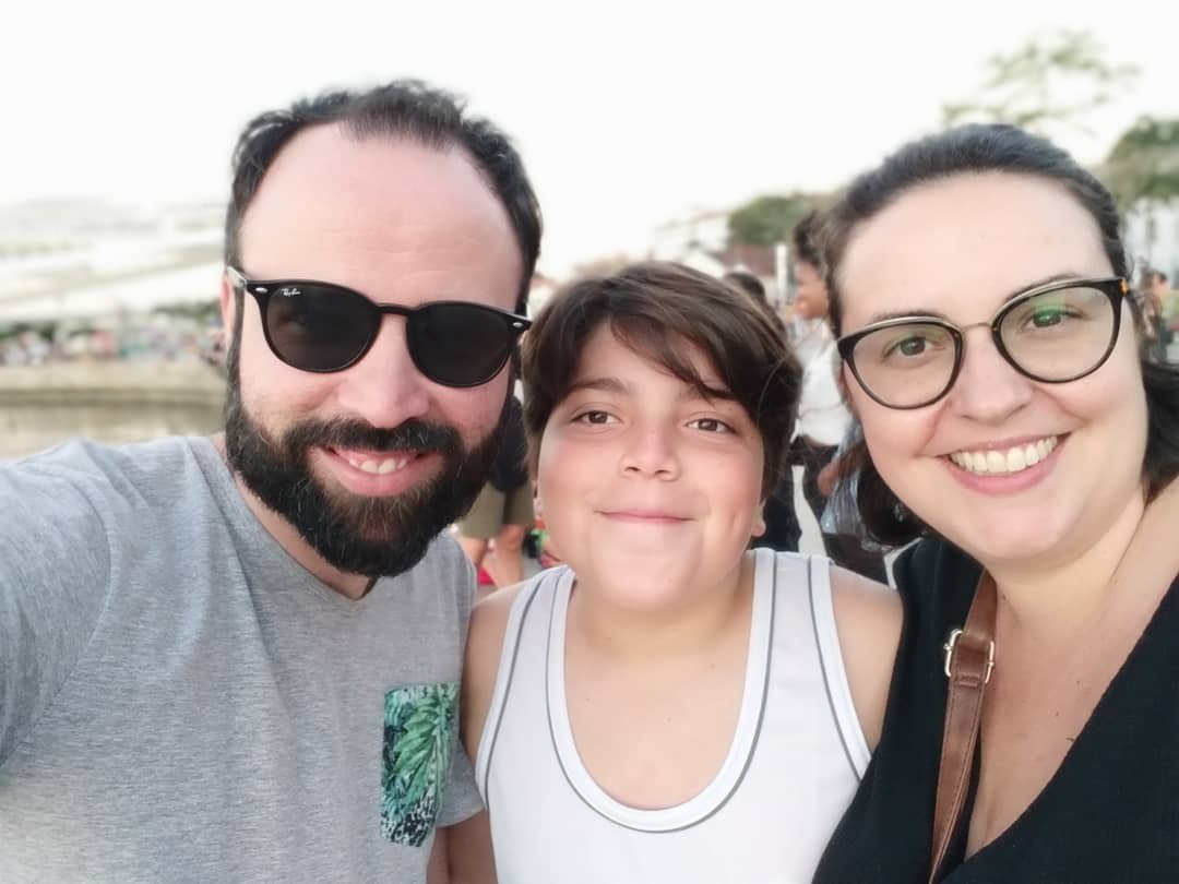 Leandro, Vinícius e a companheira, Luisa (Foto: Reprodução Instagram)