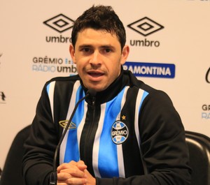 Giuliano diz que acredita em erro de rivais para ser goleador: A fase é boa