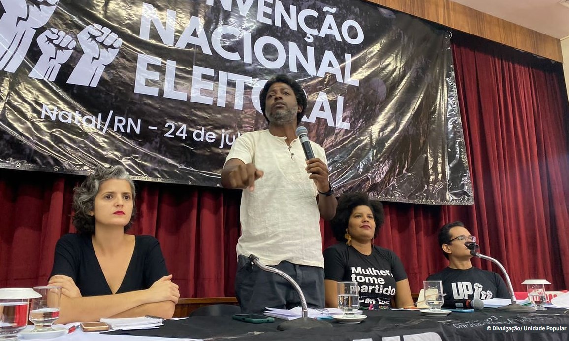 O partido Unidade Popular lançou Leonardo Péricles à Presidência e Samara Martins (à dir.) como vice — Foto: Divulgação