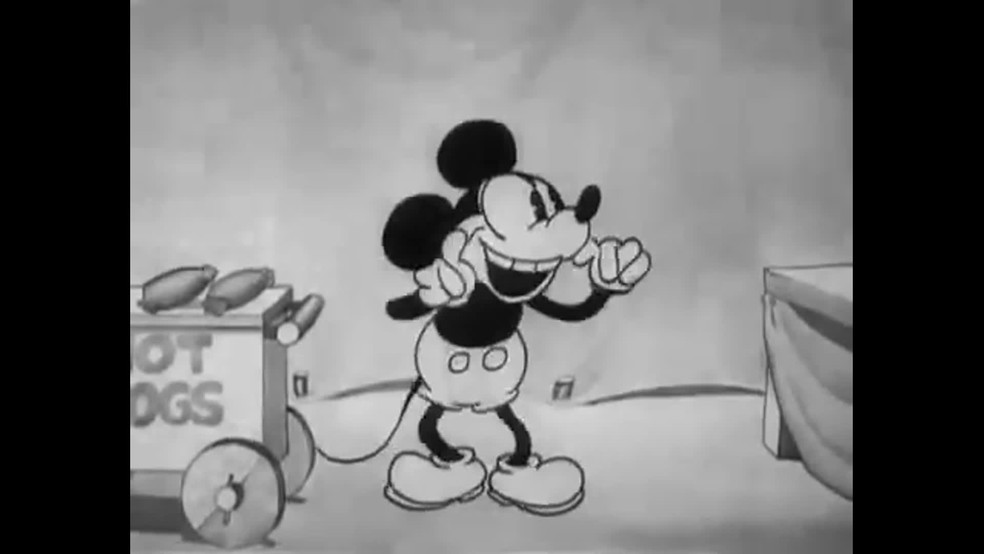 Mickey comemora aniversário de 90 anos e visita estúdio do Fantástico ...