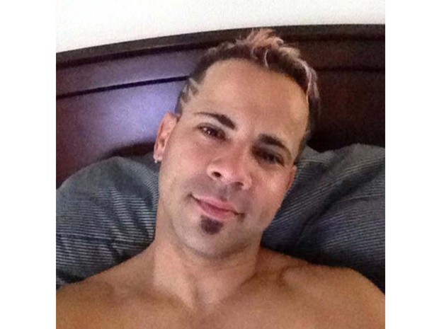 Xavier Emmanuel Serrano Rosado foi identificado como uma das vítimas do massacre em boate em Orlando, nos Estados Unidos (Foto: Facebook/Handout via REUTERS)