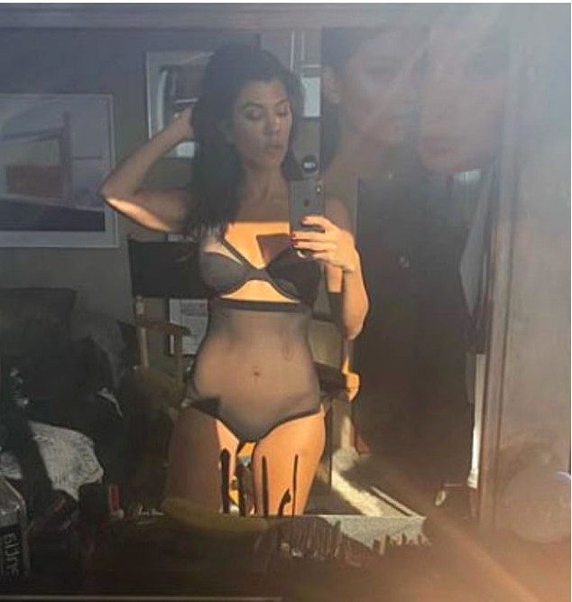 Kourtney Kardashian (Foto: Instagram)