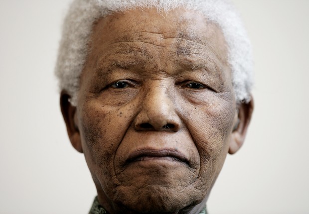 Nelson Mandela, ex-presidente da África do Sul, em 2005 (Foto: Getty Images)
