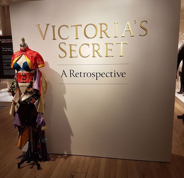 A exposição da Victoria's Secret em Nova Yorl (Foto: Paula Mello)