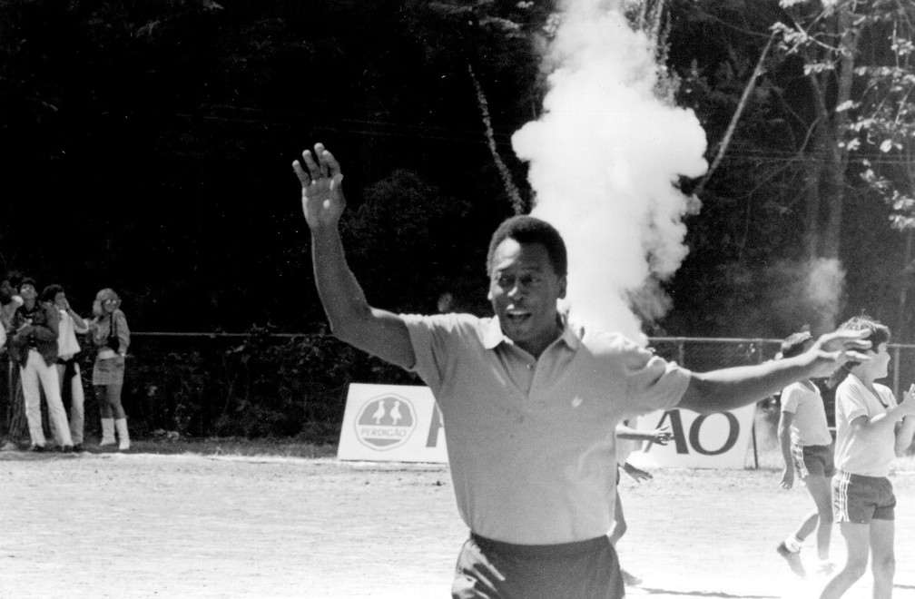 Pelé durante gravações da novela 'O Salvador da Pátria', em 1989  — Foto: Acervo Grupo Globo