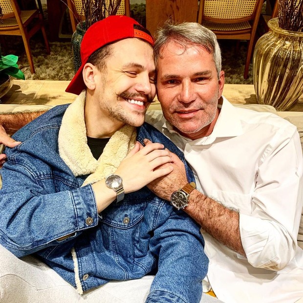 Saulo e o pai, Márcio Poncio (Foto: Reprodução/ Instagram)