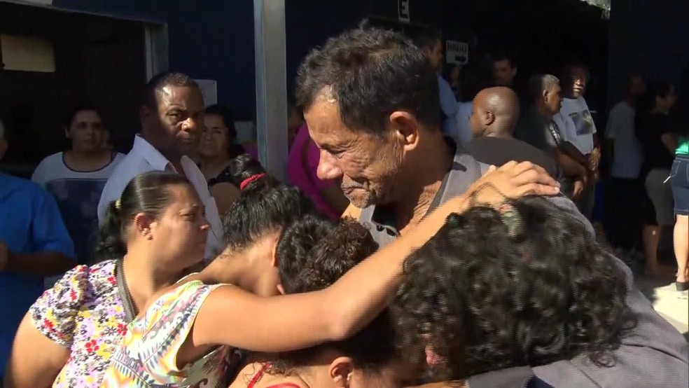 Família de vítima de assalto a ônibus lamenta a perda (Foto: Reprodução/ Tv Globo)