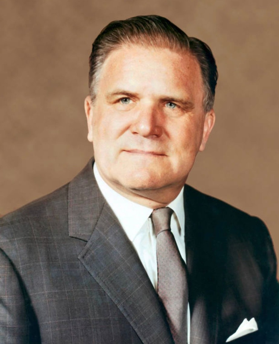 James Webb saiba quem foi o astrofísico que liderou a Nasa e gerou